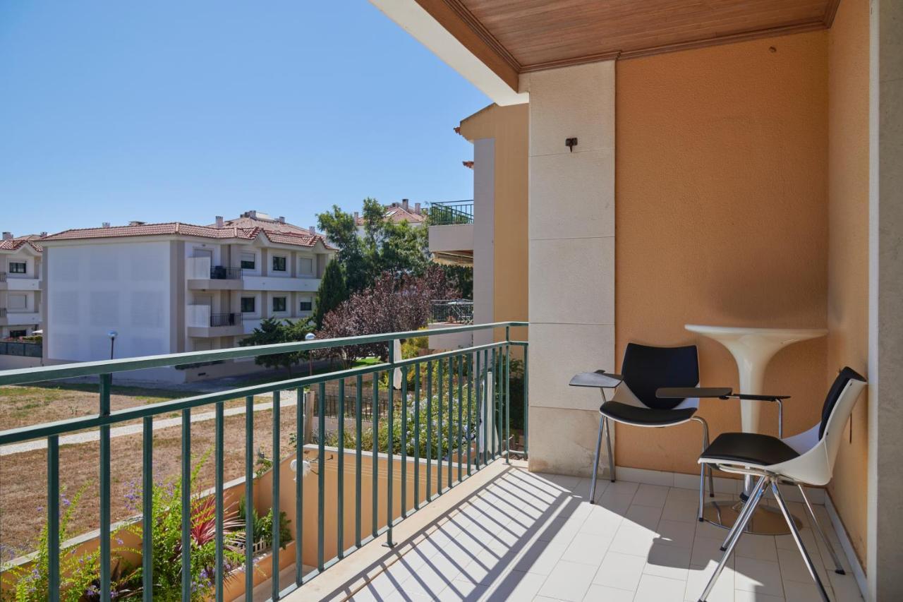 Apartamento Junto Nova&Praia Carcavelos II Bagian luar foto