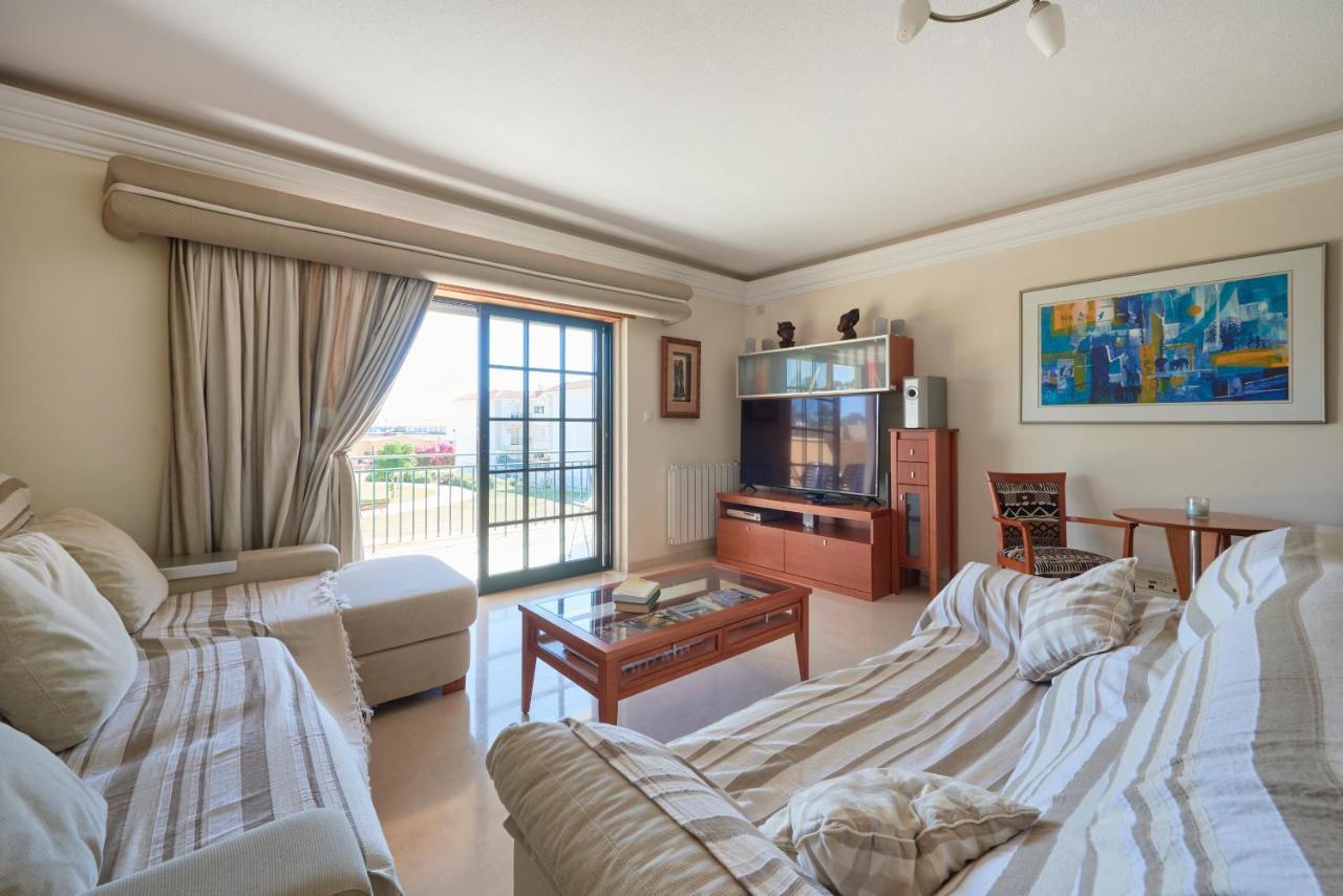 Apartamento Junto Nova&Praia Carcavelos II Bagian luar foto