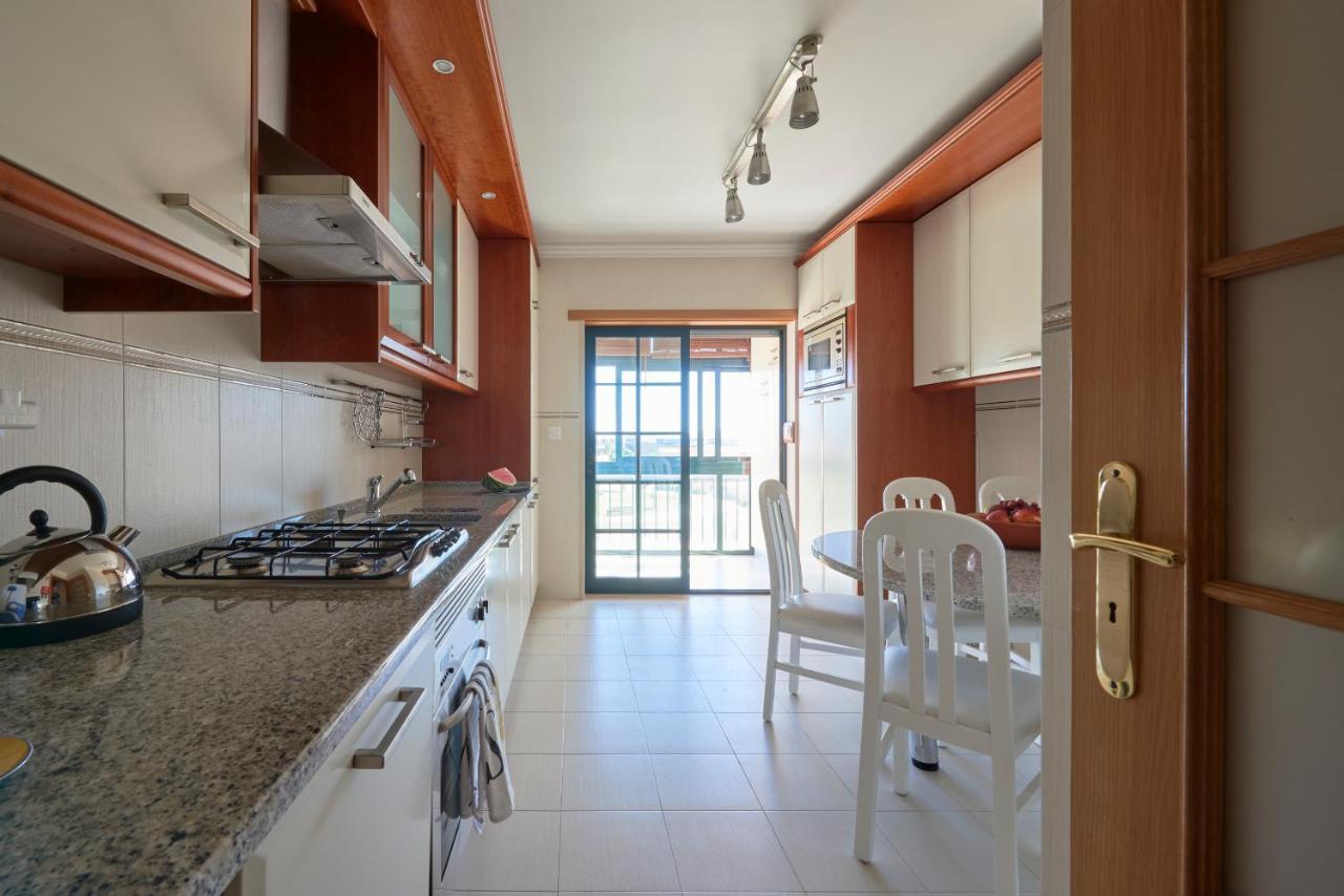 Apartamento Junto Nova&Praia Carcavelos II Bagian luar foto