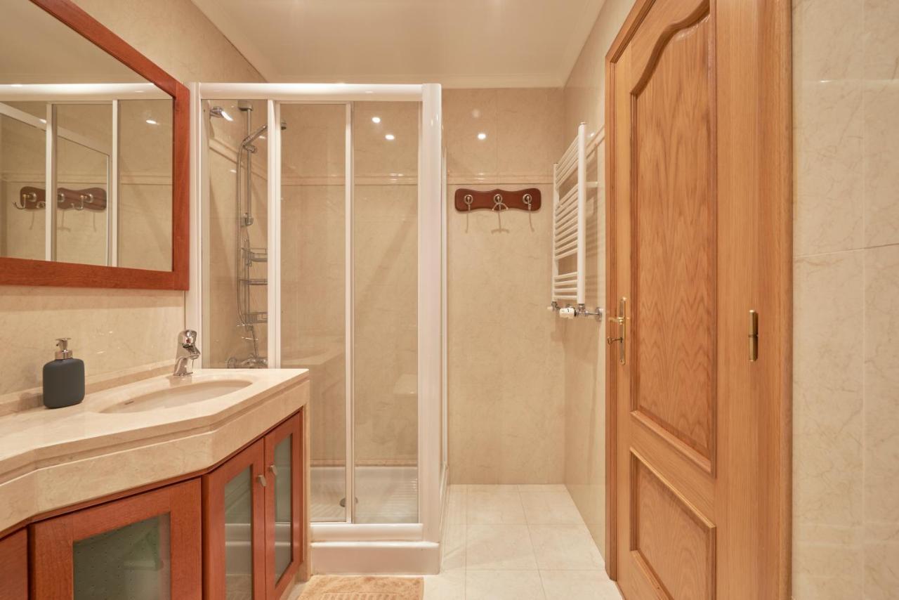 Apartamento Junto Nova&Praia Carcavelos II Bagian luar foto