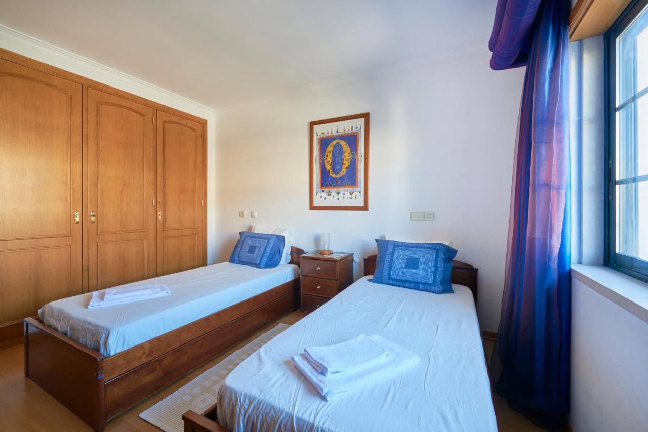 Apartamento Junto Nova&Praia Carcavelos II Bagian luar foto