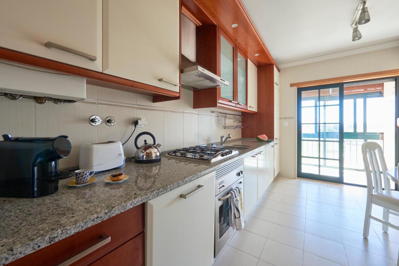 Apartamento Junto Nova&Praia Carcavelos II Bagian luar foto