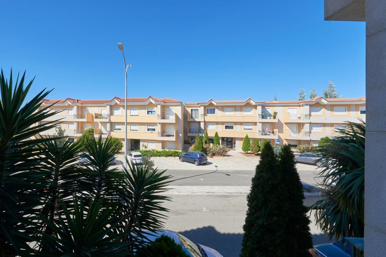 Apartamento Junto Nova&Praia Carcavelos II Bagian luar foto